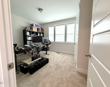 3500 Lebrun Path - Photo Thumbnail 5