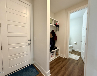 3500 Lebrun Path - Photo Thumbnail 23