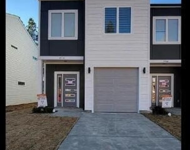 3915 Convergence Street - Photo Thumbnail 9