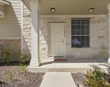 13808 Harris Ridge Blvd - Photo Thumbnail 5