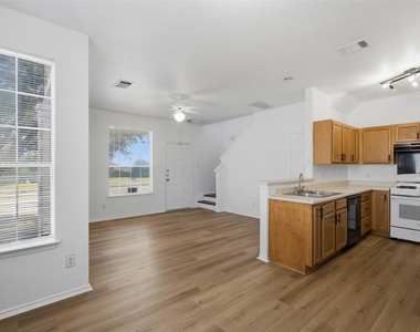 13808 Harris Ridge Blvd - Photo Thumbnail 12