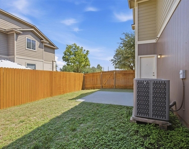 13808 Harris Ridge Blvd - Photo Thumbnail 28