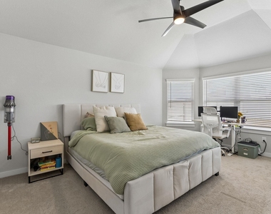 164 Appleberry Ln - Photo Thumbnail 23