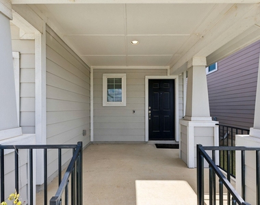 164 Appleberry Ln - Photo Thumbnail 2