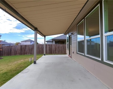 12409 Franklin D Roosevelt St - Photo Thumbnail 18