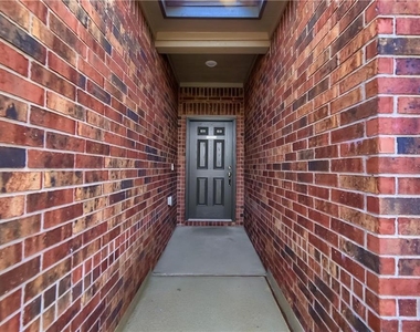 12409 Franklin D Roosevelt St - Photo Thumbnail 1