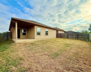 431 Northern Flicker St - Photo Thumbnail 18