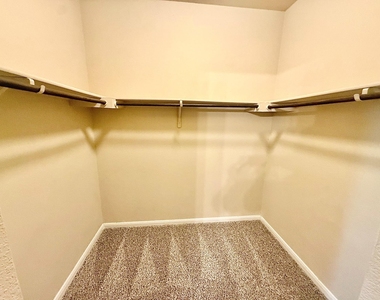 431 Northern Flicker St - Photo Thumbnail 8