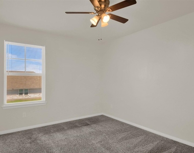 1533 Settlers Glen Dr - Photo Thumbnail 5