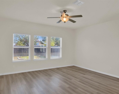 1533 Settlers Glen Dr - Photo Thumbnail 28