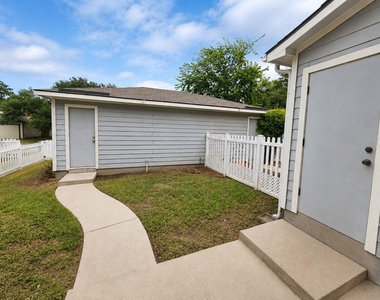 5679 Fergus Rd - Photo Thumbnail 2