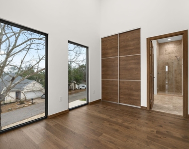 2915 Chisholm Trl - Photo Thumbnail 11