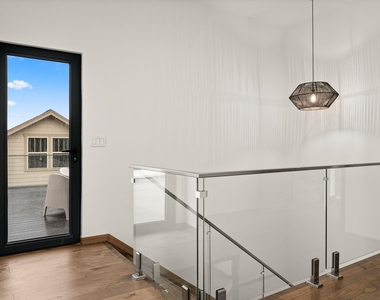 2915 Chisholm Trl - Photo Thumbnail 10