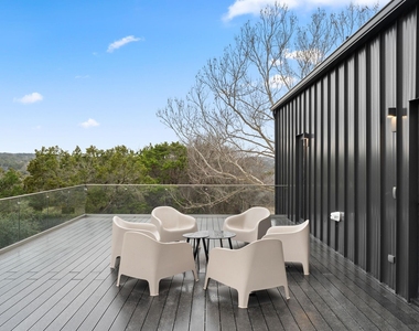 2915 Chisholm Trl - Photo Thumbnail 17