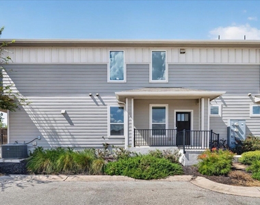 11308 Gadsen Ln - Photo Thumbnail 21