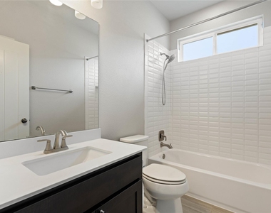 5009 Mandevilla Dr - Photo Thumbnail 28