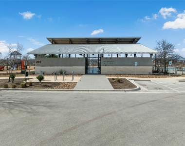 120 Lyndon Dr - Photo Thumbnail 33