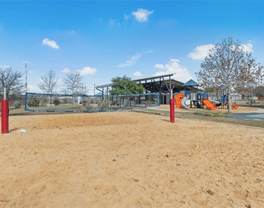 120 Lyndon Dr - Photo Thumbnail 32
