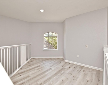 15708 Opal Fire Dr - Photo Thumbnail 27