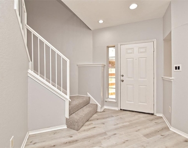 15708 Opal Fire Dr - Photo Thumbnail 12