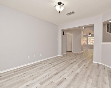 15708 Opal Fire Dr - Photo Thumbnail 20