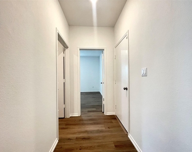 1220 Sweetspire Rd - Photo Thumbnail 24