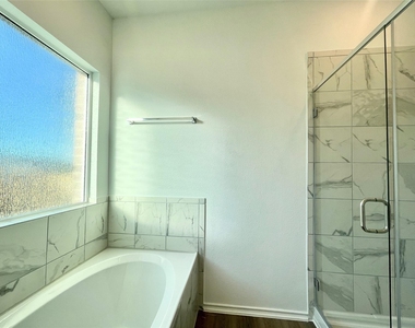 1220 Sweetspire Rd - Photo Thumbnail 19