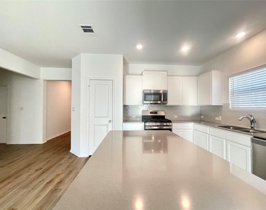 1220 Sweetspire Rd - Photo Thumbnail 9