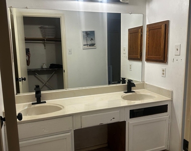 612 David Curry Dr - Photo Thumbnail 34