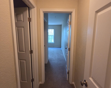 13810 Sutton Park Drive - Photo Thumbnail 10