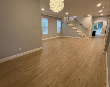 14418 Avenue Of The Rushes - Photo Thumbnail 8