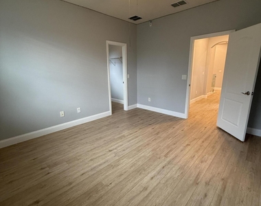 14418 Avenue Of The Rushes - Photo Thumbnail 44