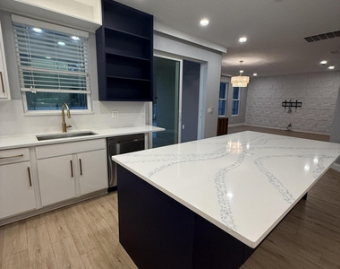 14418 Avenue Of The Rushes - Photo Thumbnail 19