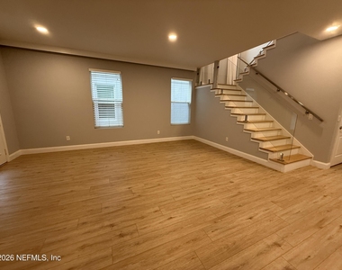 14418 Avenue Of The Rushes - Photo Thumbnail 9