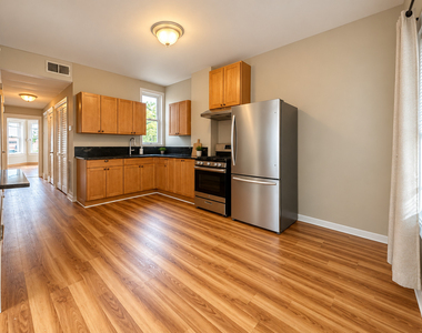 3347 S Emerald Avenue - Photo Thumbnail 8