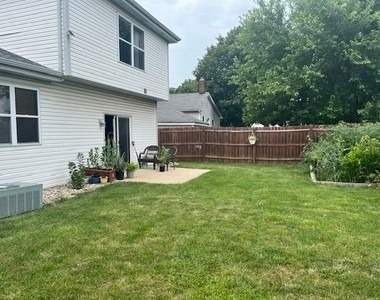 1005 Singer Avenue - Photo Thumbnail 20
