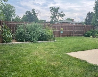 1005 Singer Avenue - Photo Thumbnail 22