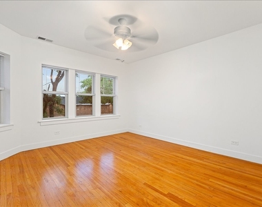 4055 N Spaulding Avenue - Photo Thumbnail 6