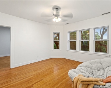 4055 N Spaulding Avenue - Photo Thumbnail 14