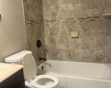 4809 W Engle Road - Photo Thumbnail 8