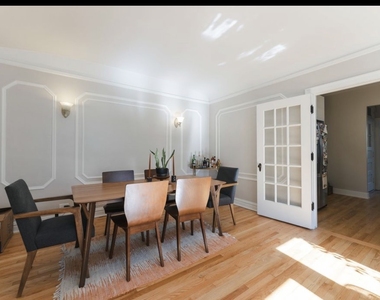 2253 N Spaulding Avenue - Photo Thumbnail 3
