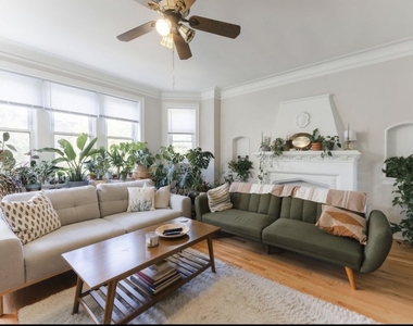 2253 N Spaulding Avenue - Photo Thumbnail 1