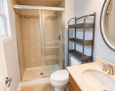 7942 W Addison Street - Photo Thumbnail 7