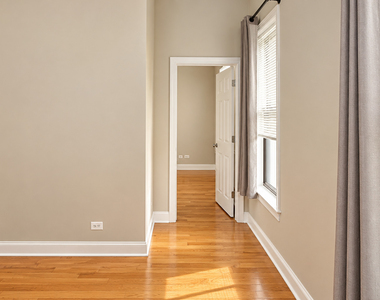 1120 W Grand Avenue - Photo Thumbnail 10