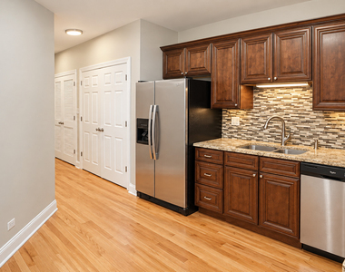1120 W Grand Avenue - Photo Thumbnail 23