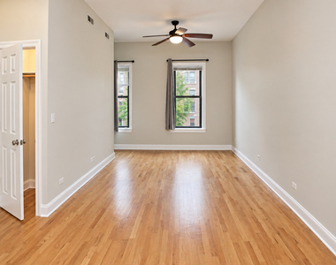 1120 W Grand Avenue - Photo Thumbnail 7