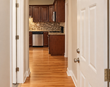 1120 W Grand Avenue - Photo Thumbnail 26