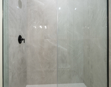408 E 50th Place - Photo Thumbnail 16