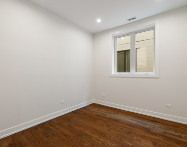 408 E 50th Place - Photo Thumbnail 20
