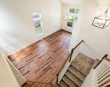 11 Lindsey Court - Photo Thumbnail 9